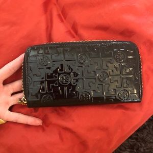 Tory Burch embossed Lux parent leather wallet